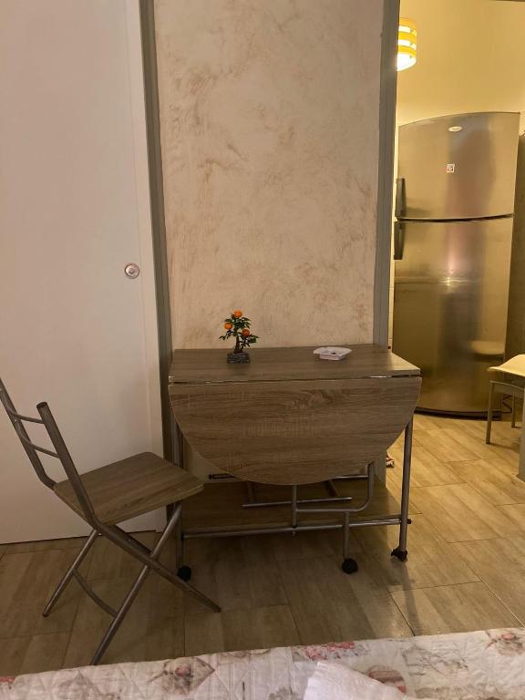 Castello's Room room 1